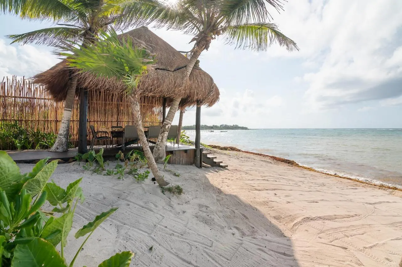Villa Tulumar Beachfront Luxury Villa- Full Service